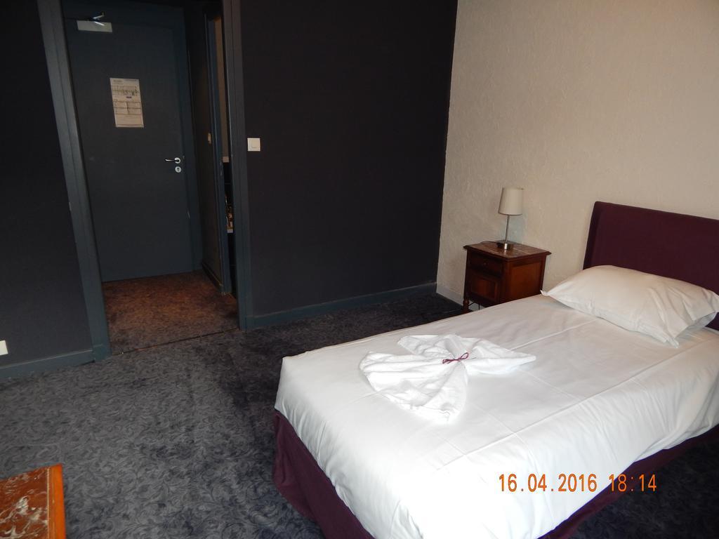 Homtel Le Parc Hotel Allevard Exterior foto