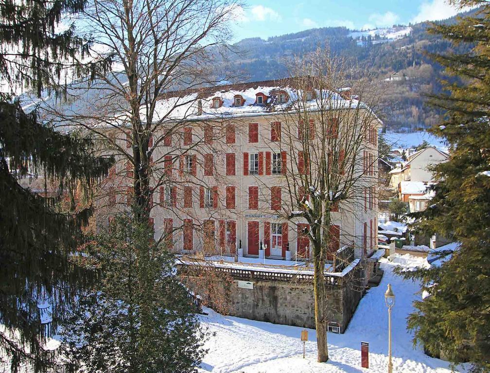 Homtel Le Parc Hotel Allevard Exterior foto