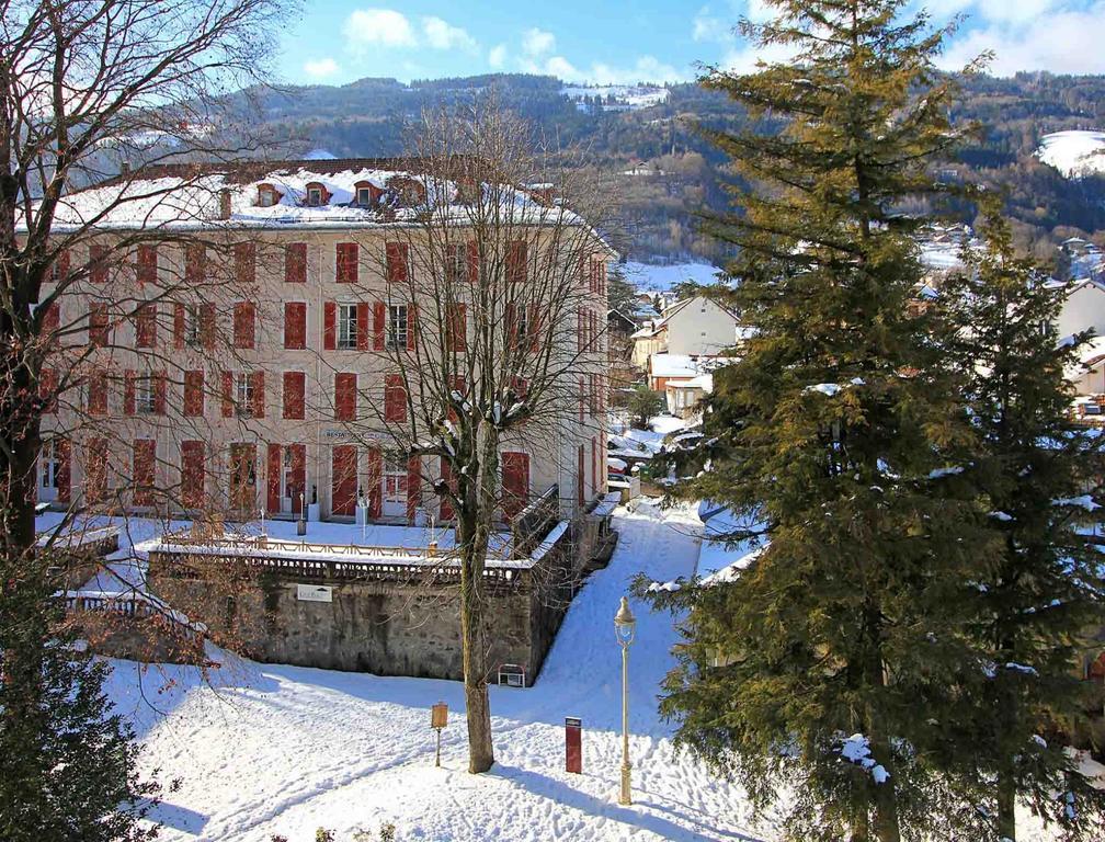 Homtel Le Parc Hotel Allevard Exterior foto